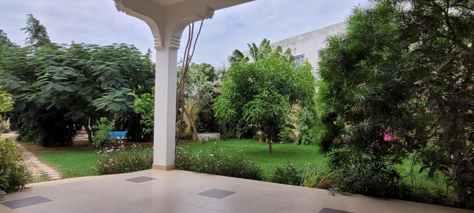 Villa Saraba โซโมน ภายนอก รูปภาพ